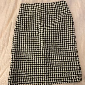 JCrew houndstooth pencil skirt - sz 8